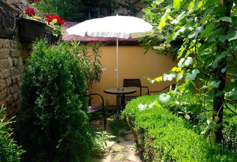 스탠다드 룸, Guest Rooms Boutique Varna