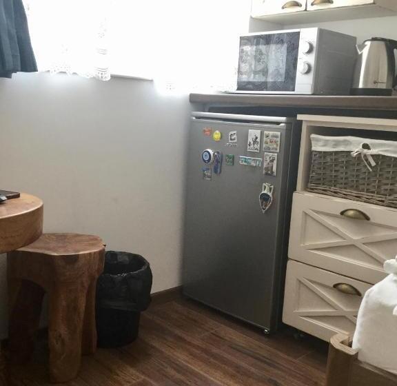 スタンダードシングルルーム, Guest Rooms Boutique Varna