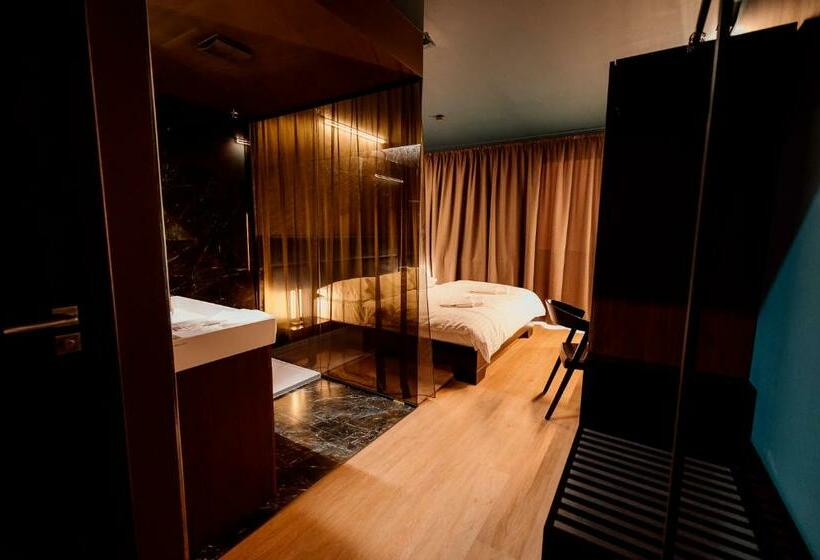 デラックスルーム, Boutique Hotel11 With Rooftop Spa