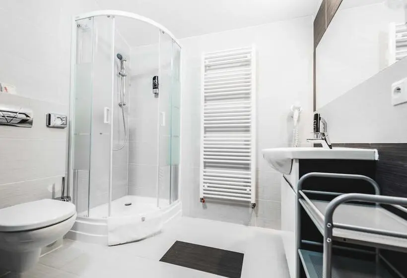 اتاق اکونومی, Boutique Hotel11 With Rooftop Spa