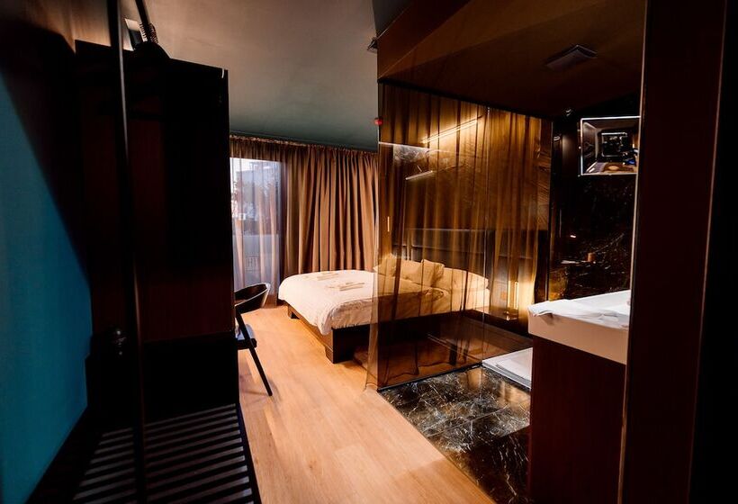 デラックスルーム, Boutique Hotel11 With Rooftop Spa