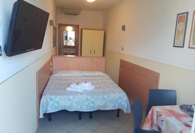 经济房, Residence Rosemary