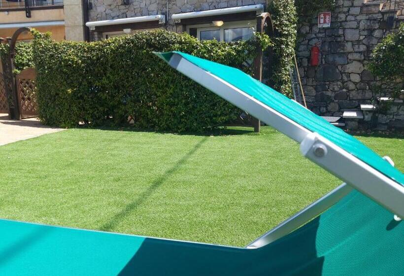 经济房, Residence Rosemary