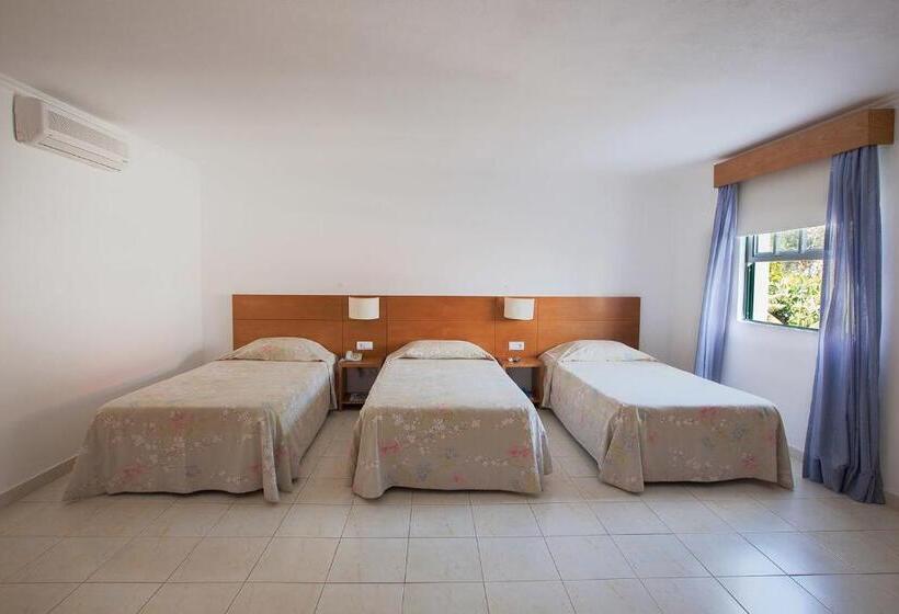 Номер Стандарт Трехместный, Solmar