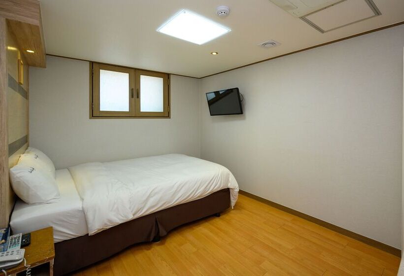Quarto Deluxe, Daeyoung Hotel Myeongdong