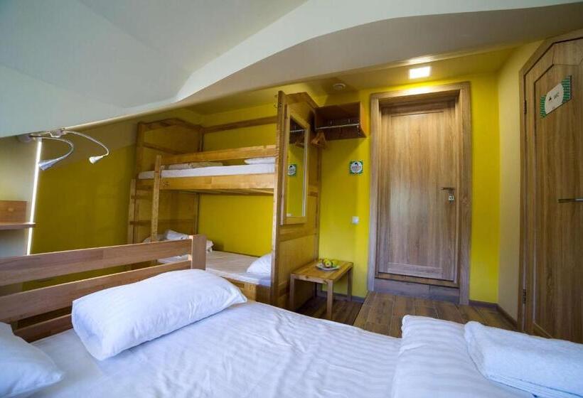 Семейный Номер, Dream Hostel Poltava