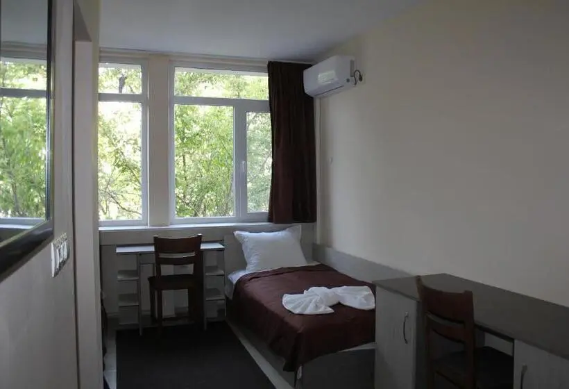 Standard Kolmen Hengen Huone, Hostel Penev