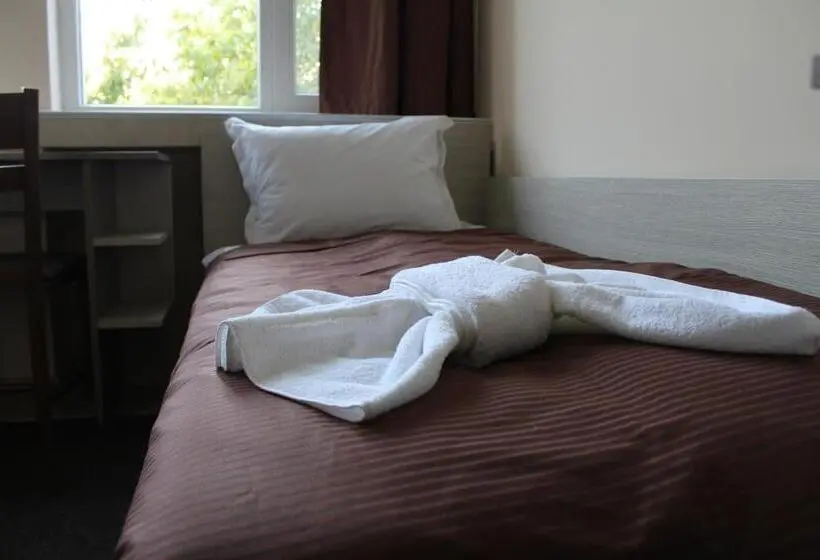 Standard Kolmen Hengen Huone, Hostel Penev