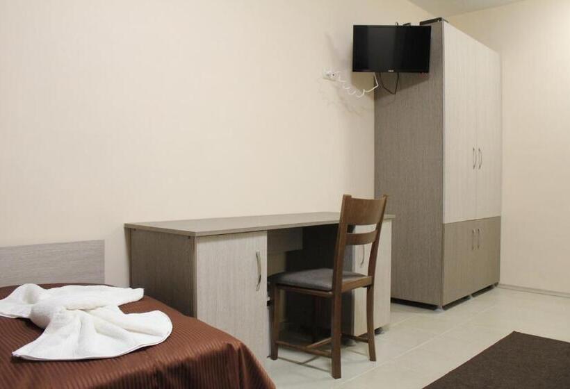 اتاق استاندارد, Hostel Penev