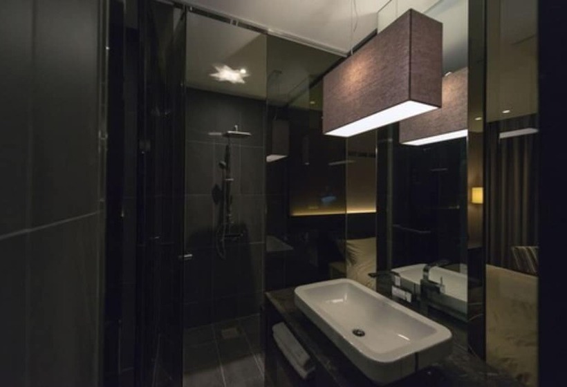 キングサイズベッドのデラックスルーム, Best Louis Hamilton Hotel Changwon