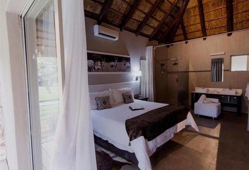 בקתת חדר, Monate Game Lodge