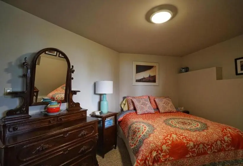 سوئیت 2 خوابه, Deer Ridge B&b