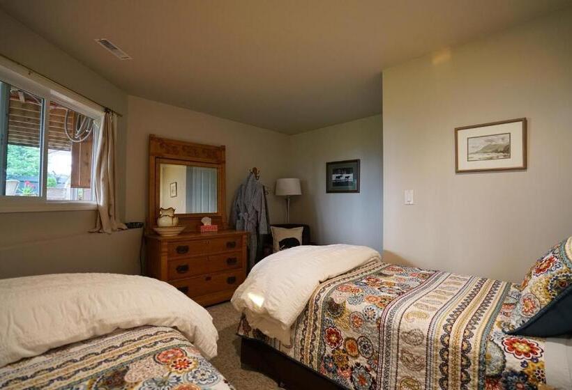 带2个卧室的套房, Deer Ridge B&b