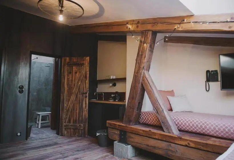 屋根裏部屋風スタンダードルーム, Miss Sophie S Olomouc Boutique