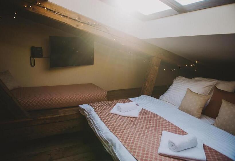 다락방 스탠다드 룸, Miss Sophie S Olomouc  Boutique