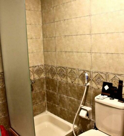 اتاق سوپریور سه تخته, Nitocrisse