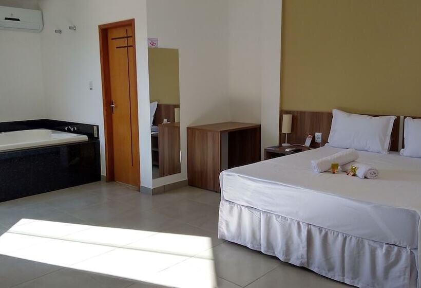 Suíte com Hidromassagem, Serra Sul