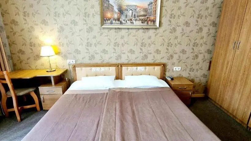 اتاق استاندارد با بالکن, Wellotel Odessa