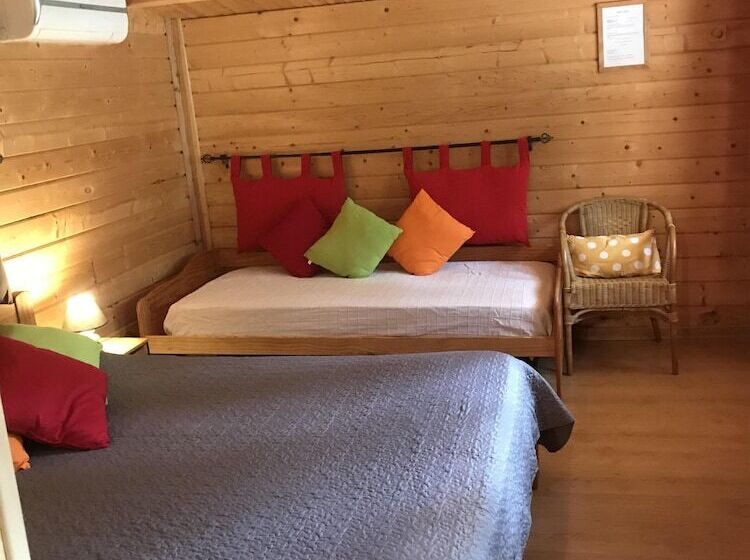 בקתת חדר, Mas De La Pinède Ex Les Arbousiers