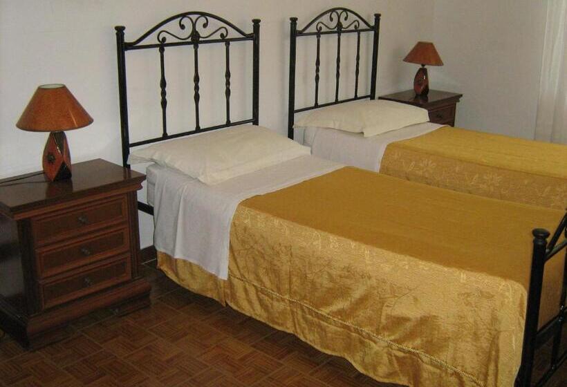 اتاق استاندارد با چشم‌انداز باغ, Villa Miriam