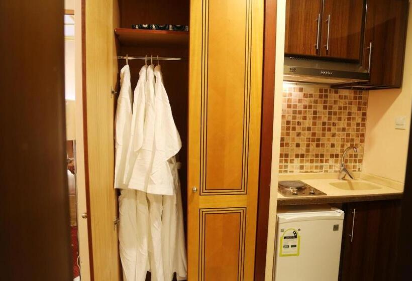 스탠다드 트리플 룸, Borj Al Deafah