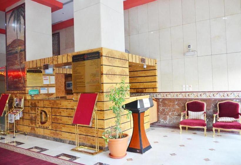 スタンダードトリプルルーム, Borj Al Deafah