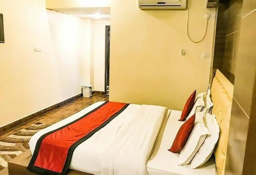 Camera Deluxe, Durga Residency