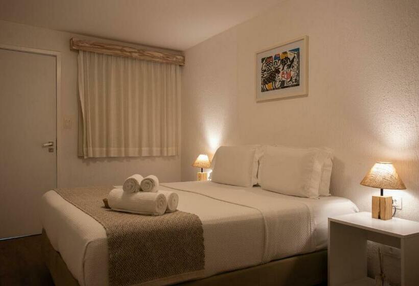 Quarto Estandar com Sacada, Pousada Da Germana