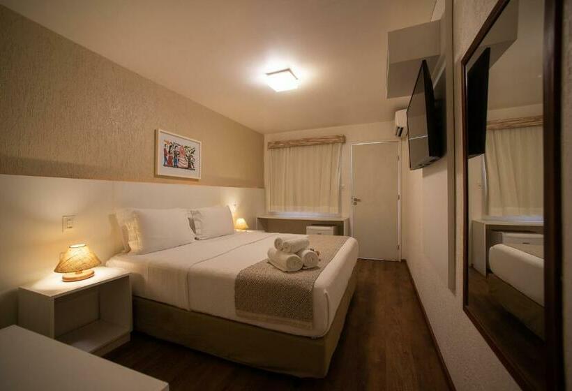 Quarto Estandar com Sacada, Pousada Da Germana