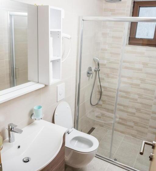 آپارتمان 3 خوابه, Villa San