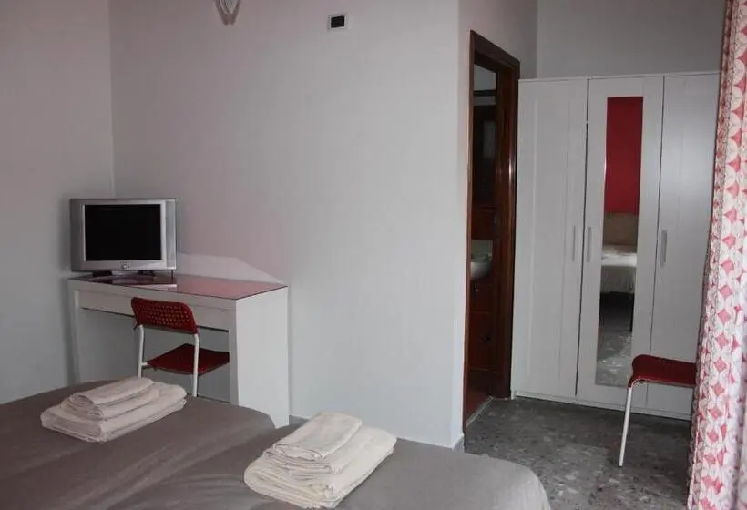 اتاق استاندارد با بالکن, B&b Dietro L'angolo