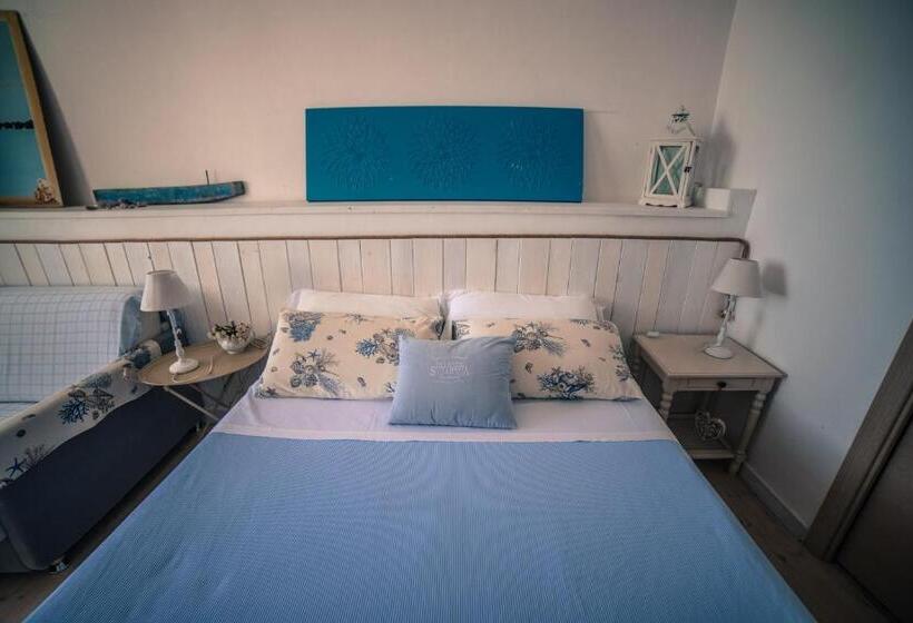 اتاق استاندارد با چشم‌انداز دریا, B&b Sottocoperta