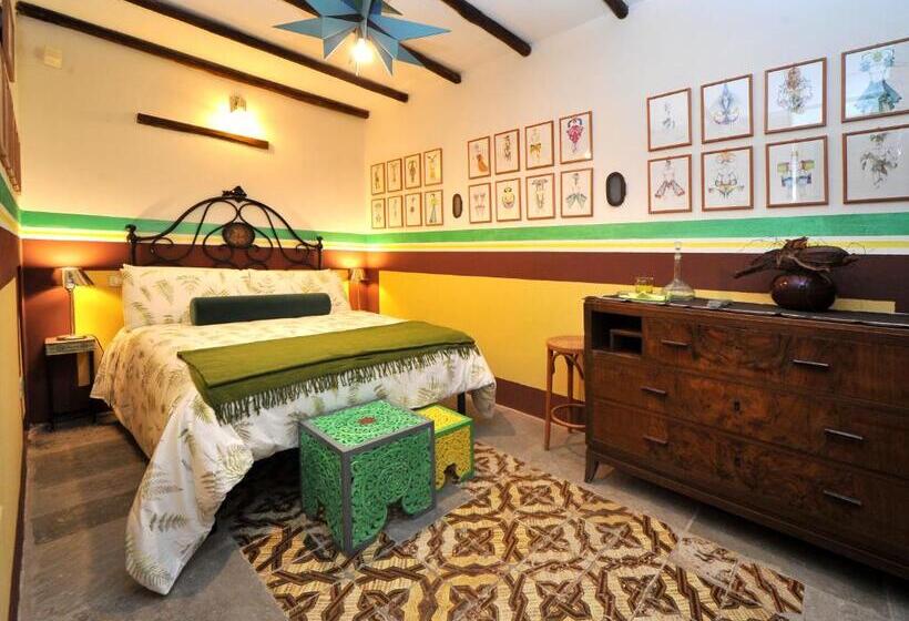 Номер Стандарт Трехместный, La Canonica Dei Fiori   Anna Fendi Country House