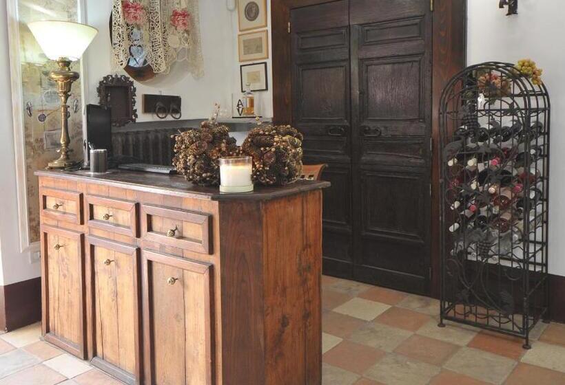 חדר סטנדרט לשלושה, La Canonica Dei Fiori   Anna Fendi Country House