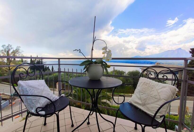 标准间带阳台, 2 Palme