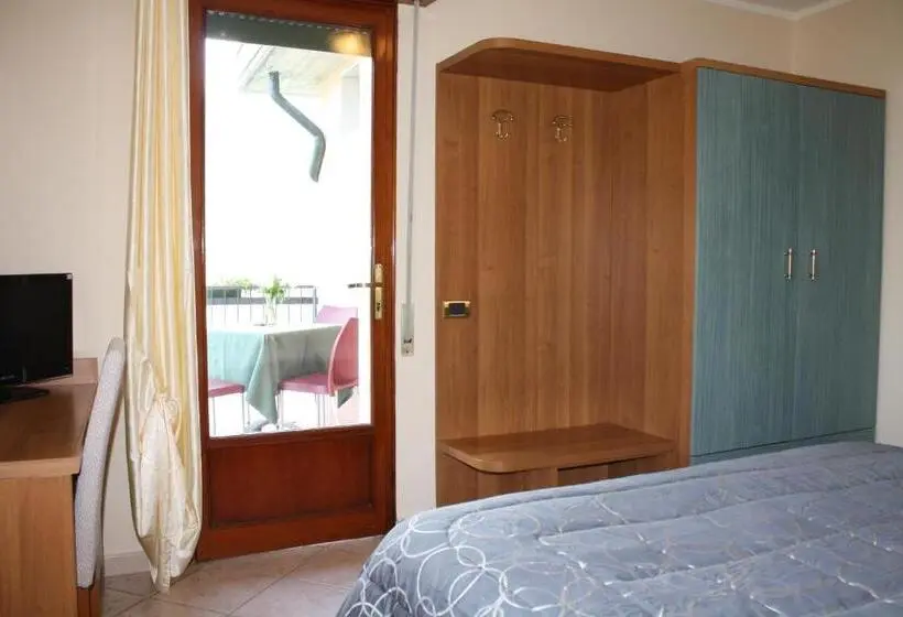 スタンダードルーム, Albergo Ristorante Punta Dell'est