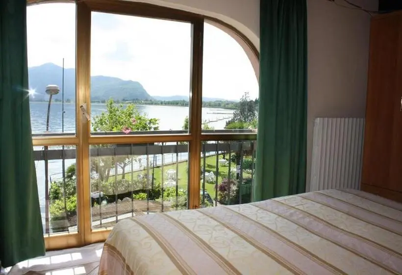 スタンダードルーム, Albergo Ristorante Punta Dell'est