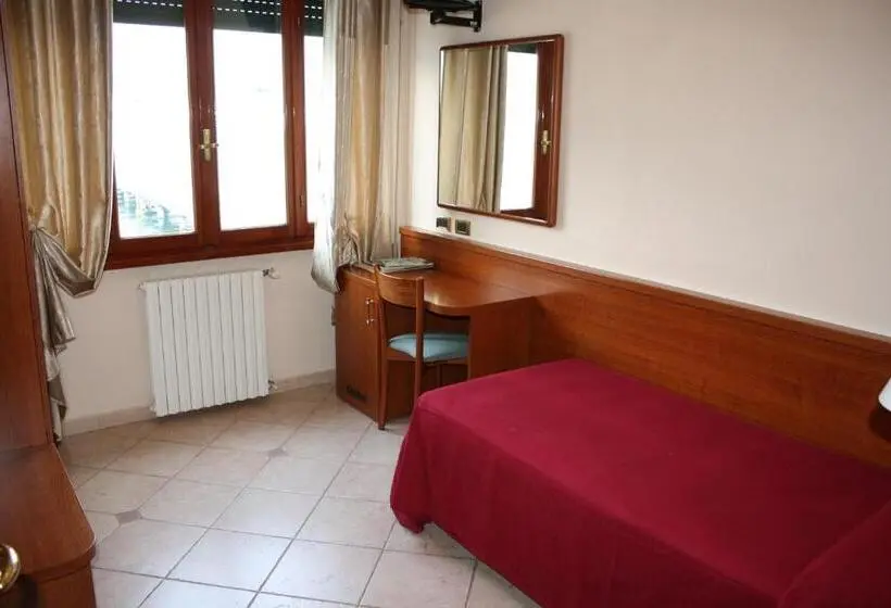 スタンダードシングルルーム, Albergo Ristorante Punta Dell'est
