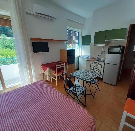 חדר סטודיו סטנדרד, Conca D Oro