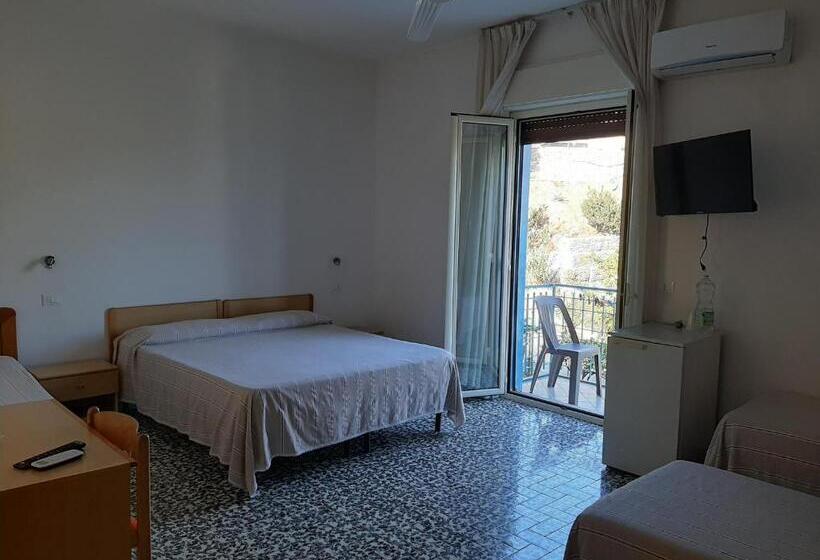 חדר משפחתי, Conca D Oro