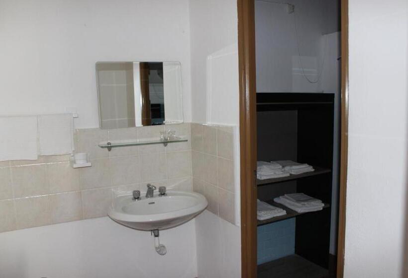 חדר משפחתי, Conca D Oro