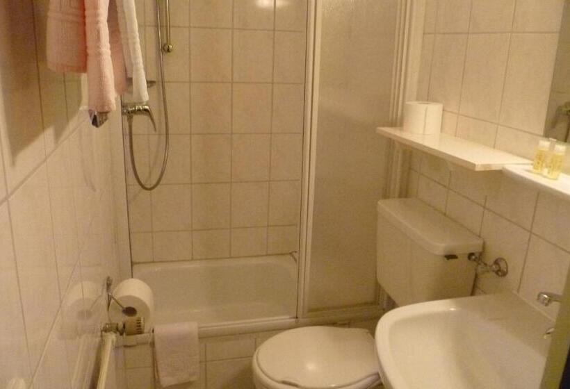 베이직 3인 룸, Gasthof Zwilling