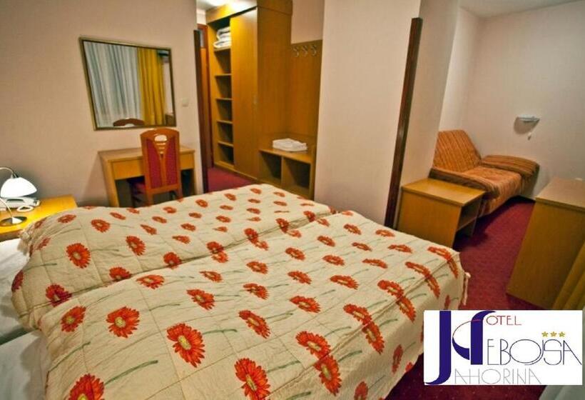 اتاق خانوادگی, Nebojša Jahorina