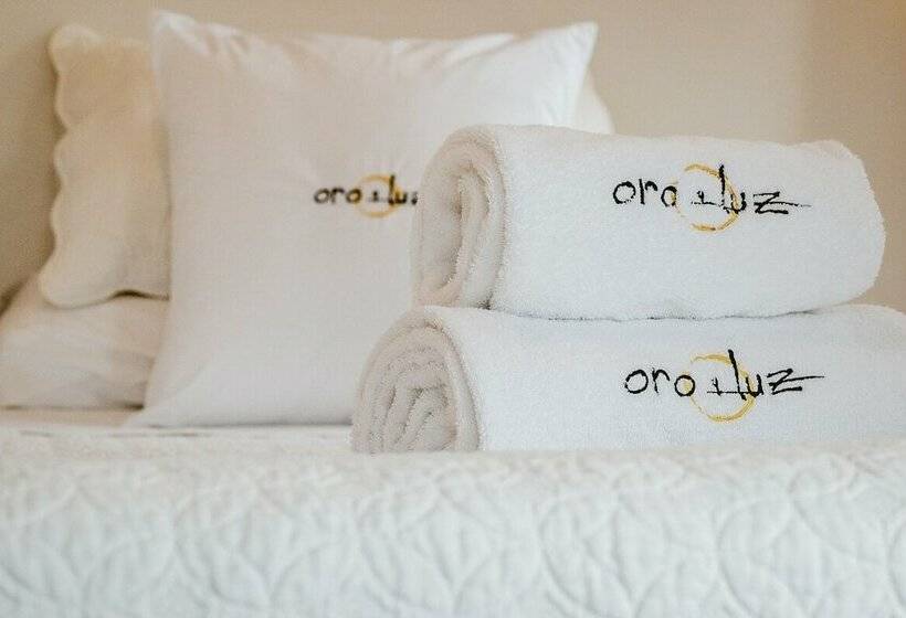 수피리어 스위트, Oro Y Luz