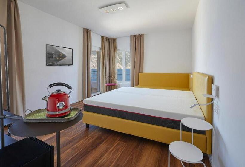 اتاق لوکس با چشم‌انداز دریاچه, Paradiso Conca D Oro
