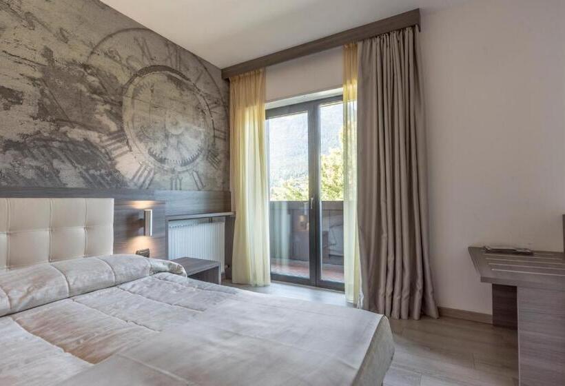 חדר סטנדרט, Regent's