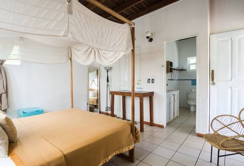 סוויטה, Selina Manuel Antonio   Hostel