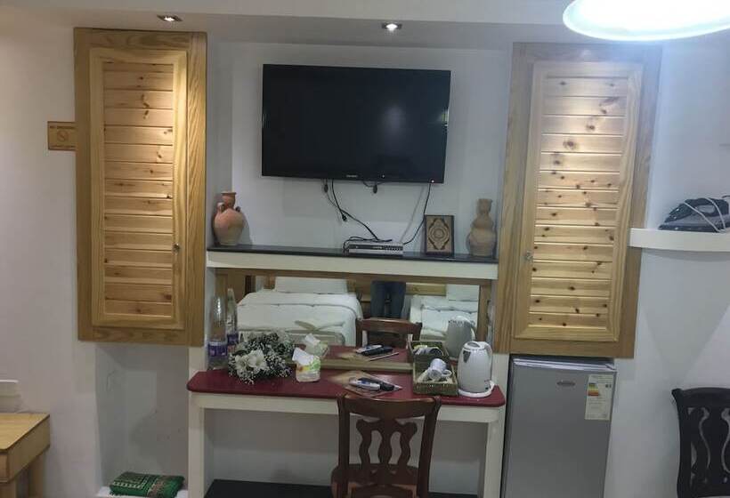 اتاق استاندارد سه نفره, Signature Suite   Al Zahra Towers