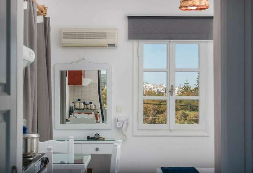 Quarto Deluxe, Ktima Bianco