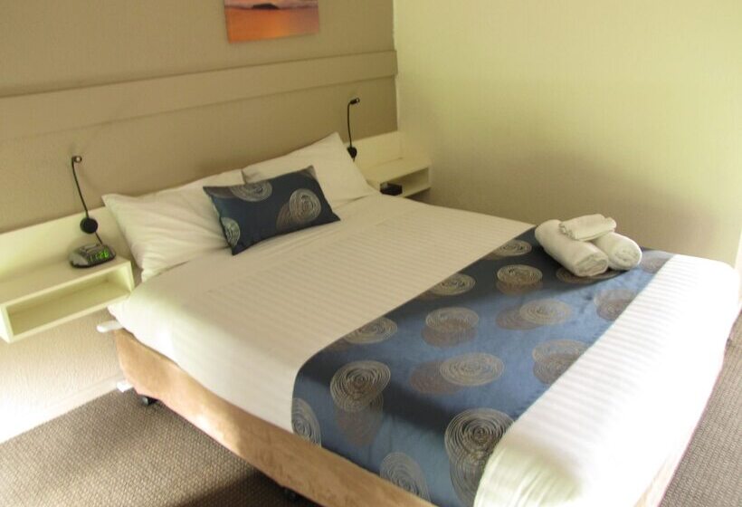 جناح, Motel Traralgon